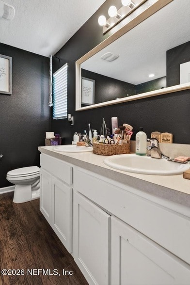 Building Photo - 152 Jarama Cir