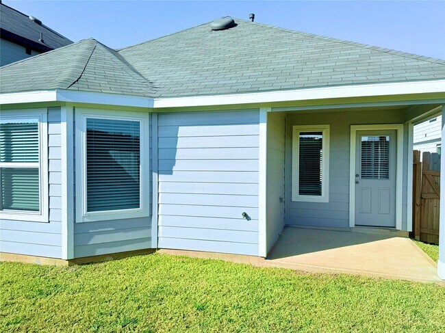 Building Photo - 2349 Mooneye Ct