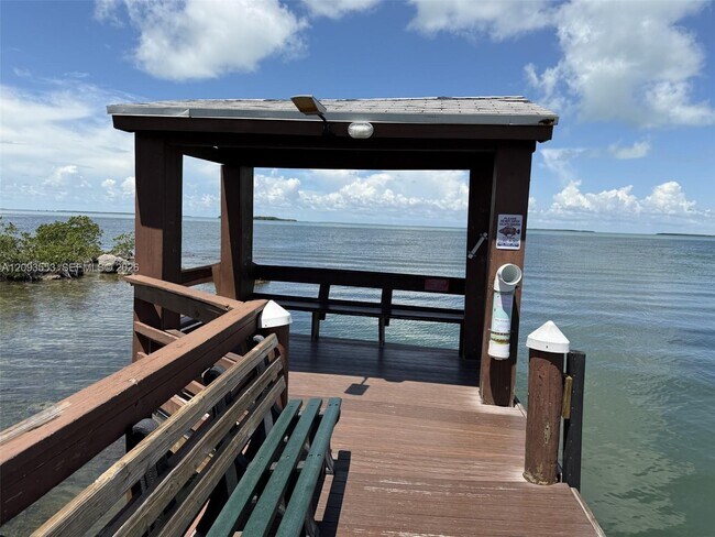 Building Photo - 39 Gumbo Limbo Ave