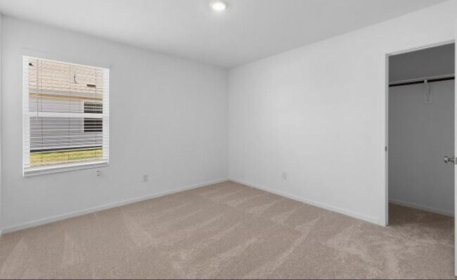 Building Photo - 3714 Chambray Dr