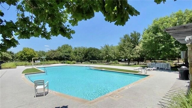 Building Photo - 1825 Bonham Ln