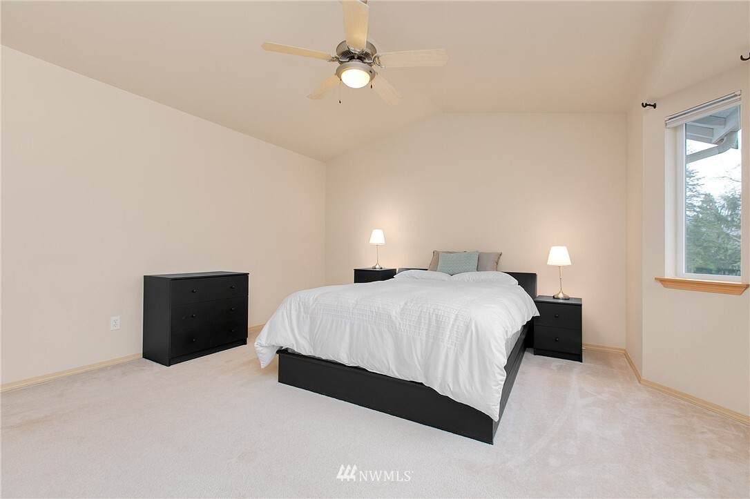 Building Photo - 13607 NE 202nd St