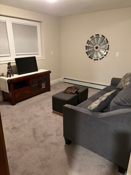 Building Photo - 55A Boulevard Ave