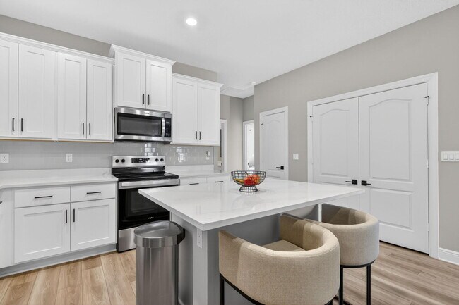 Building Photo - 1808 Gaiety Way
