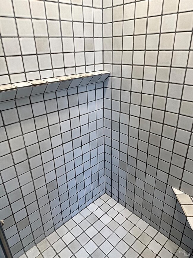 Building Photo - 16 Harbor View Ct