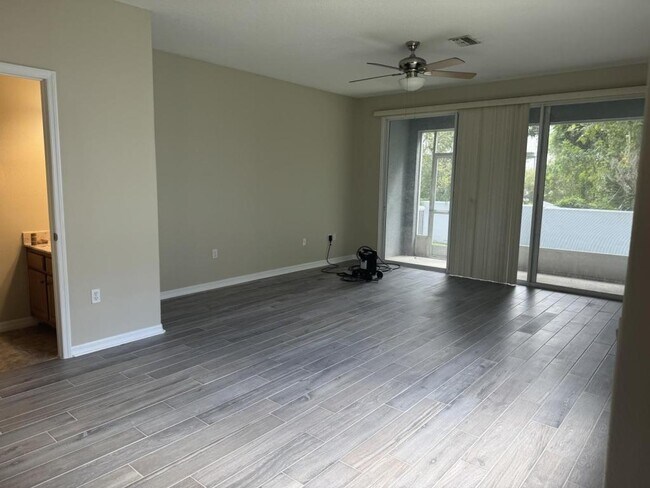 Building Photo - 6228 Parkside Meadow Dr