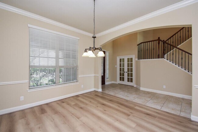 Building Photo - 25807 Somerset Meadows Ct