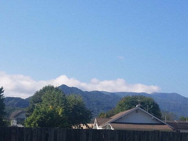 Building Photo - 47 Cypress Villa Ln