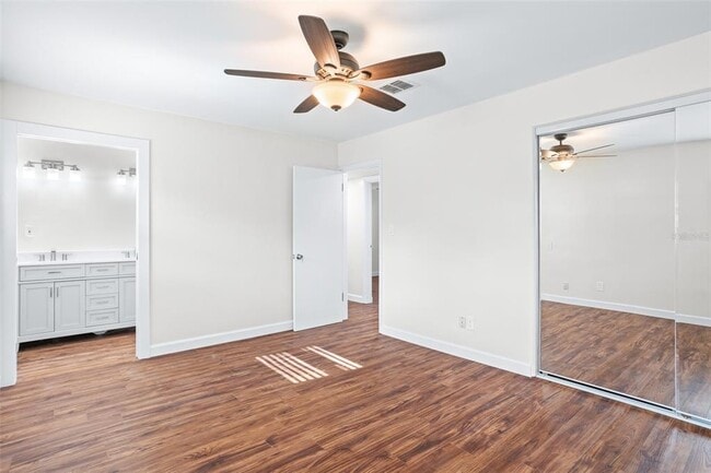 Building Photo - 516 Baxter St