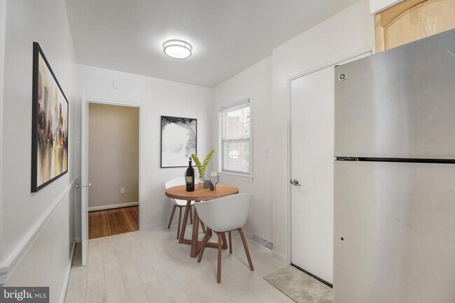 Building Photo - 5107 Bradley Blvd