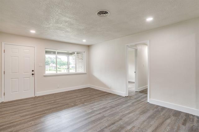 Building Photo - 3812 Linkwood Dr