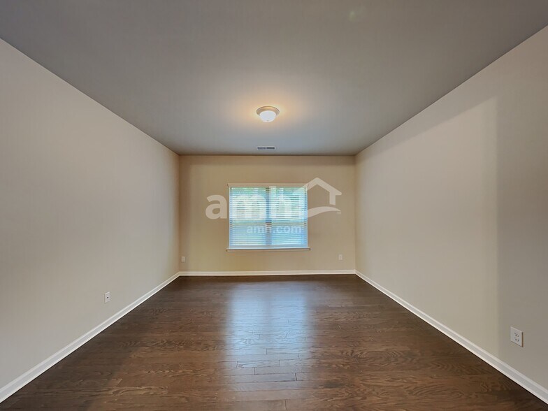 Building Photo - 3727 Woodoats Cir