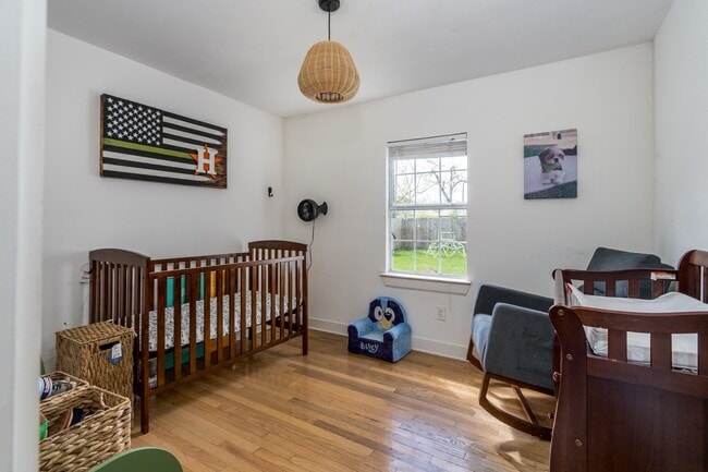 Building Photo - 810 Jerry St