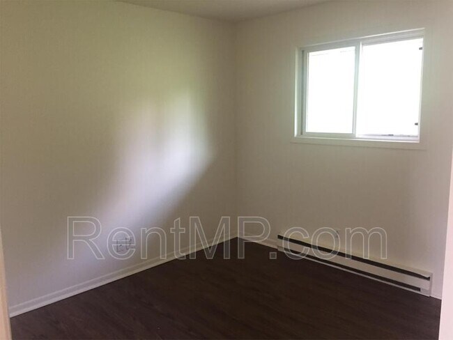 Building Photo - 3467 S Summerton Rd