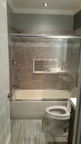 2nd bathroom - 12115 Ivory Fashion Ct