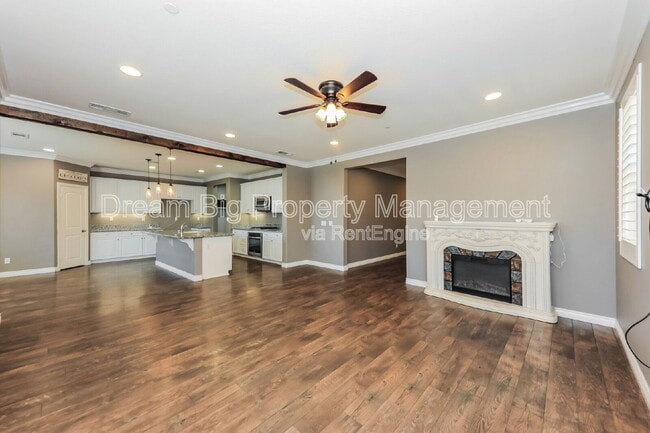 Building Photo - 17007 Raven St
