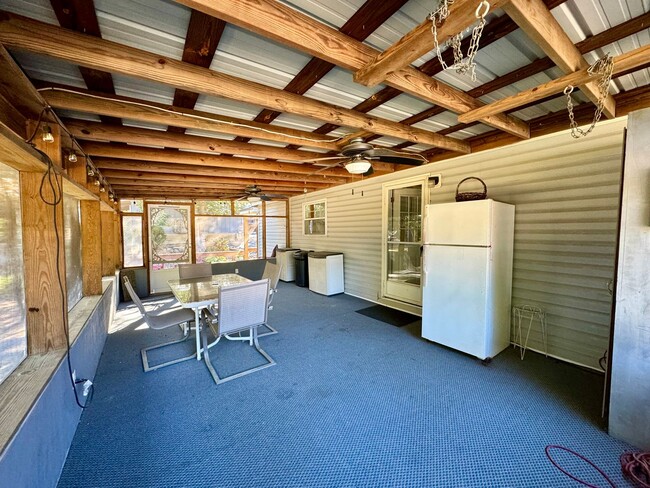 Building Photo - FULLY FURNISHED, ALL INCLUSIVE, LAKE ACCESS BEAUTY FOR RENT