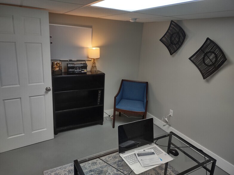 Office/Bedroom - 60 E State St