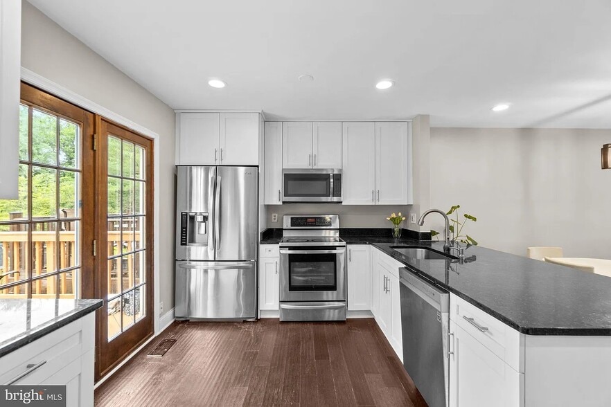 Building Photo - 4705 Rams Horn Row