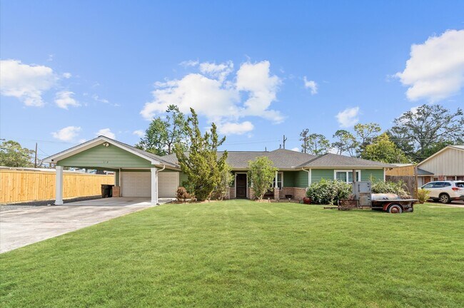 Primary Photo - 1526 Adkins Rd