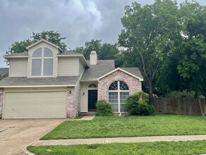 Building Photo - Nice 2 Story Home in Arlington ISD