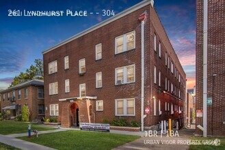 Building Photo - 1 Bedroom - Downtown Lexington, KY- A Bloc...