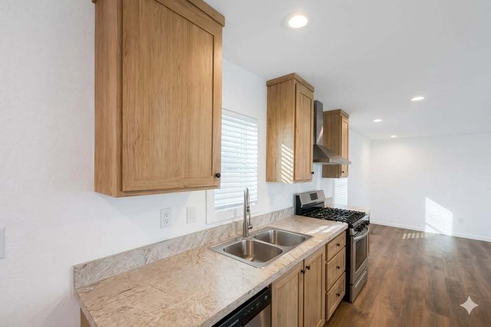 Building Photo - 2627 S Lamb Blvd