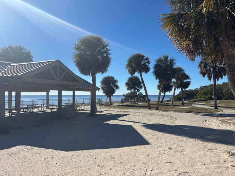 Building Photo - 6713 Sierra Terrace