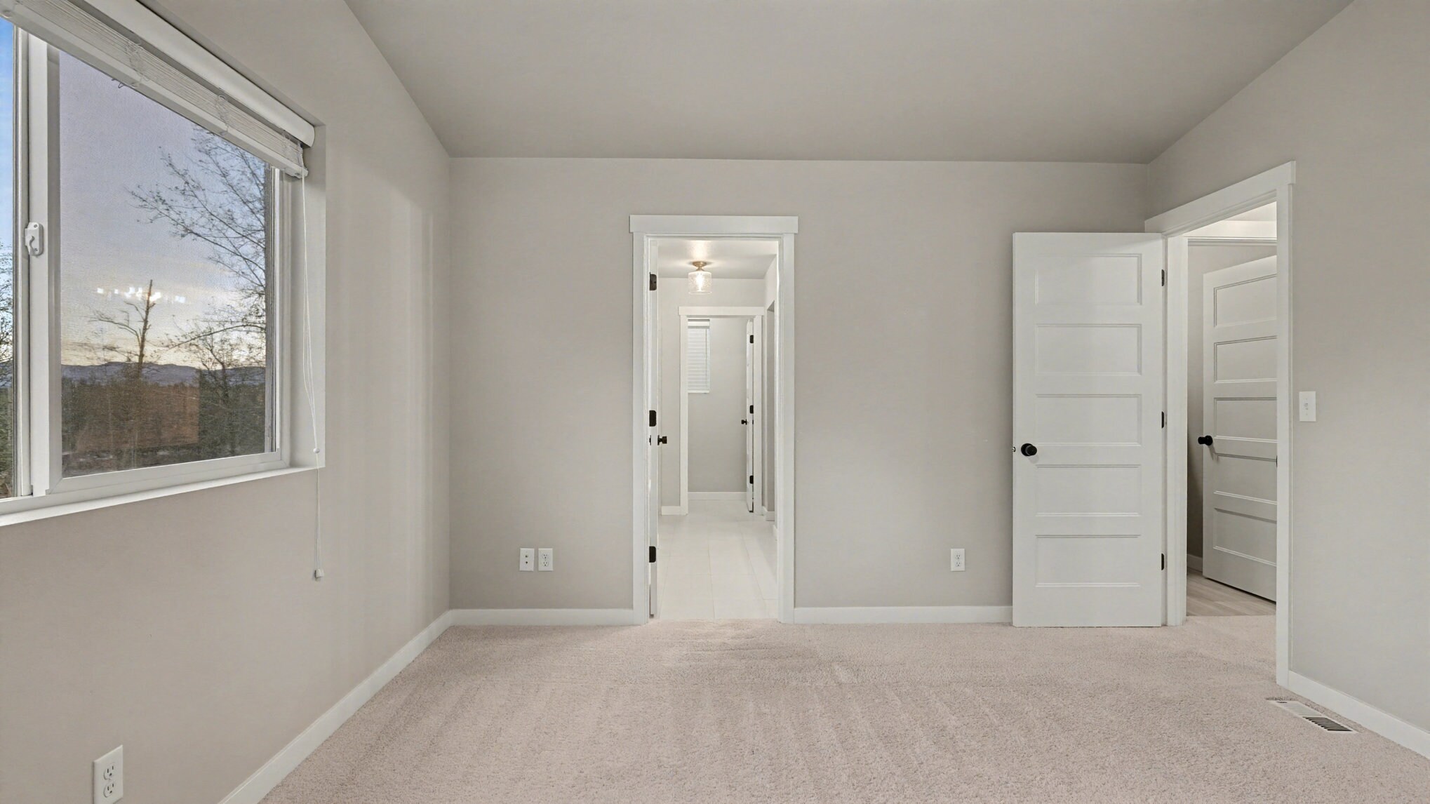 Building Photo - 8761 69th Pl NE