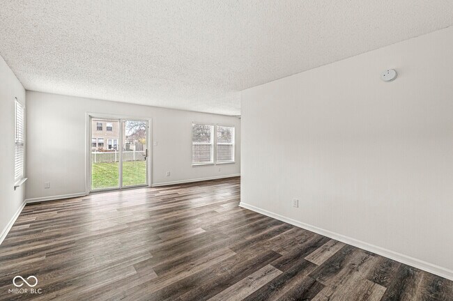 Building Photo - 1316 Freemont Ln
