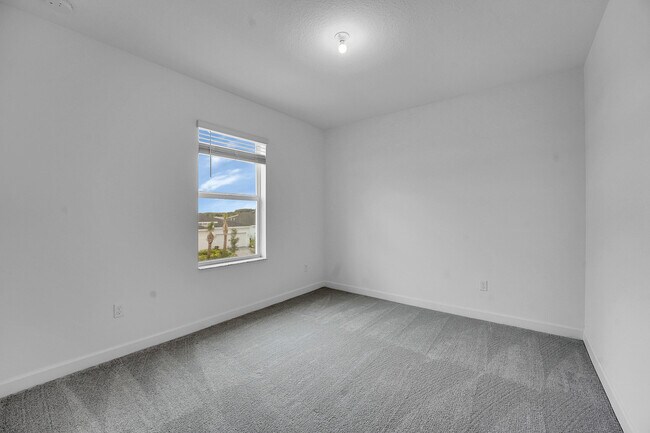 Building Photo - 3521 Angler Dr
