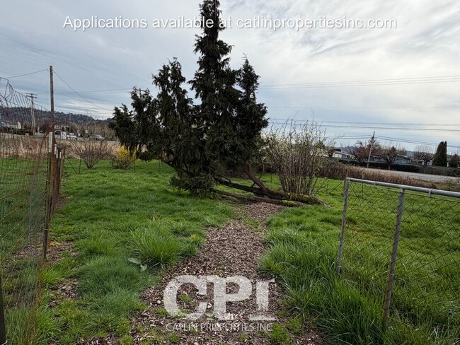 Building Photo - 5824 Ocean Beach Hwy