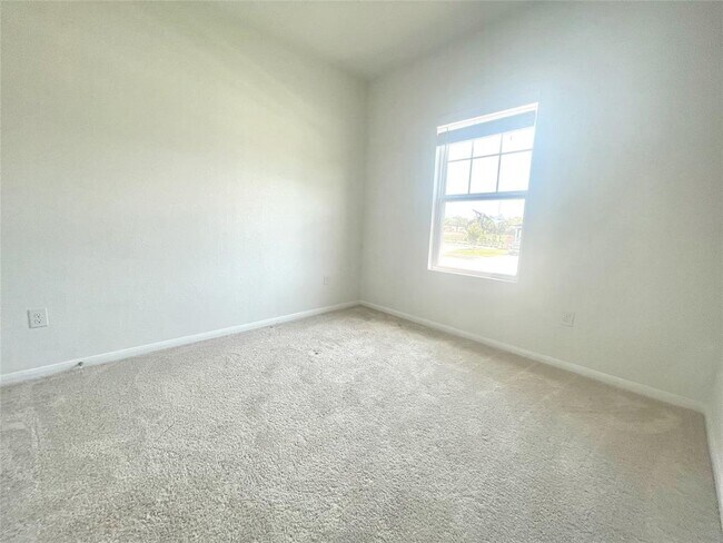 Building Photo - 340 Kenai Dr