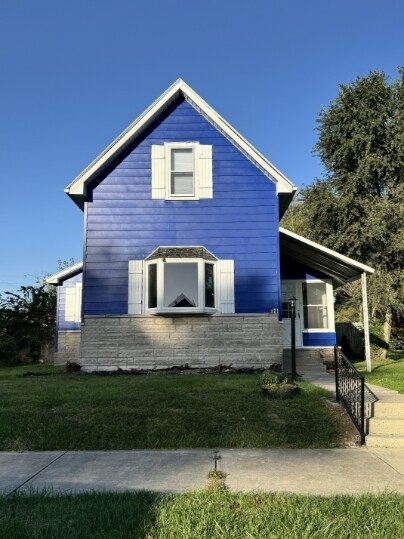 Building Photo - 821 S Market St