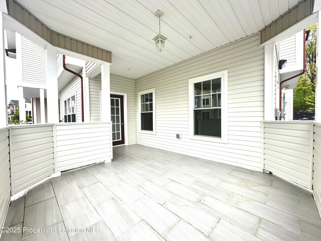Building Photo - 177 Marimar Dr