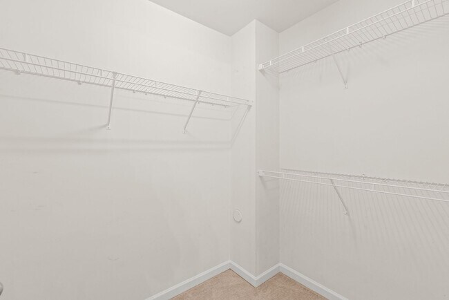 Building Photo - Charming Full-Brick Townhome in the Heart of South End