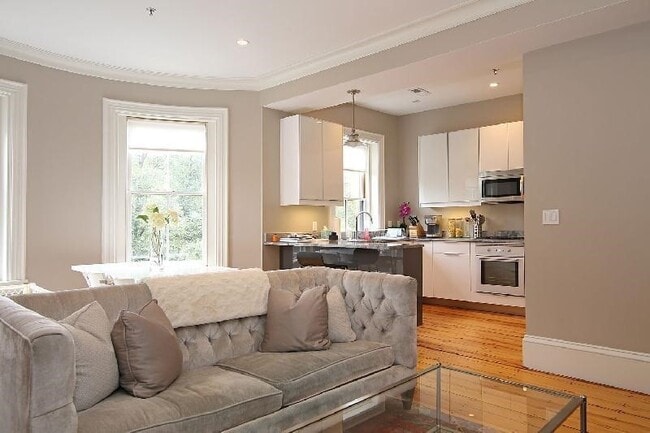 Building Photo - 35 Union Pk