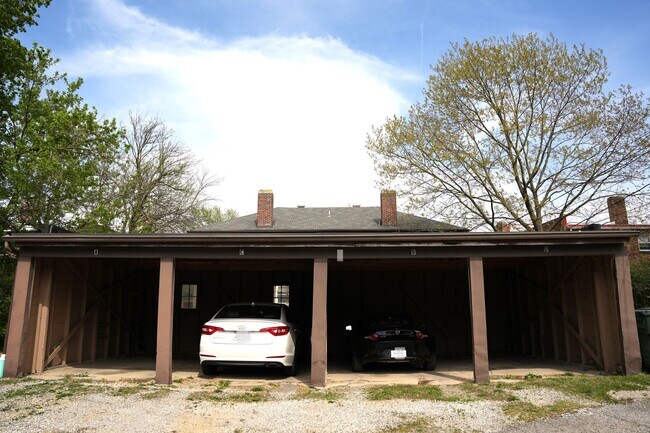 Building Photo - 1377 Northwest Blvd