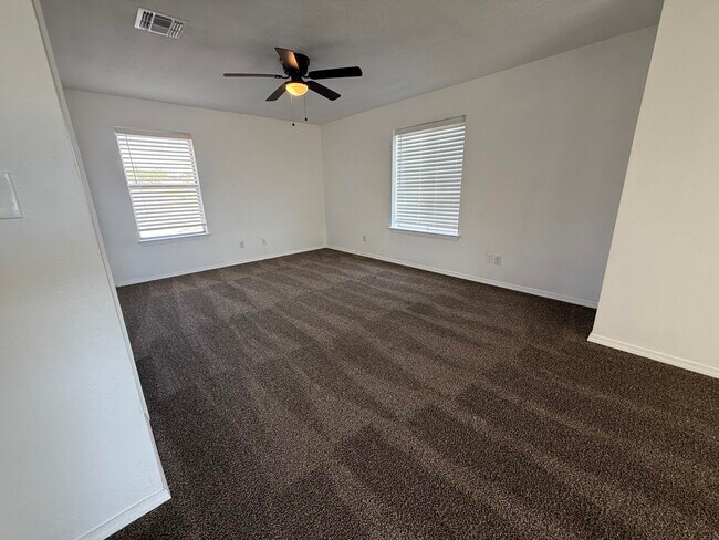 Building Photo - 4808 Driftwood Ave NW