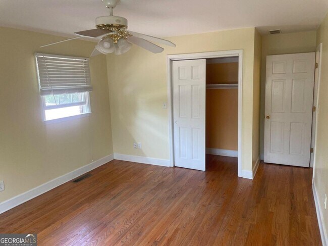 Building Photo - 5100 Redan Rd