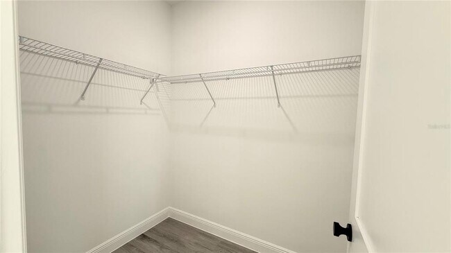 Building Photo - 2332 W Newhope Ln