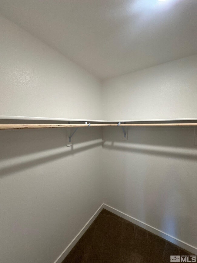 Building Photo - 420 Summer Triangle Dr