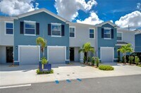 Building Photo - 11818 Davis Dr