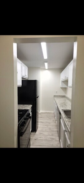 Building Photo - 501 Slaters Ln