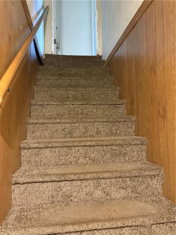 Building Photo - 2704 Favor Rd SW