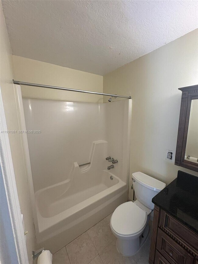 Building Photo - 333 SW 80th Terrace