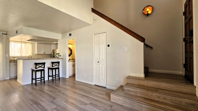 Building Photo - 1025 E Highland Ave