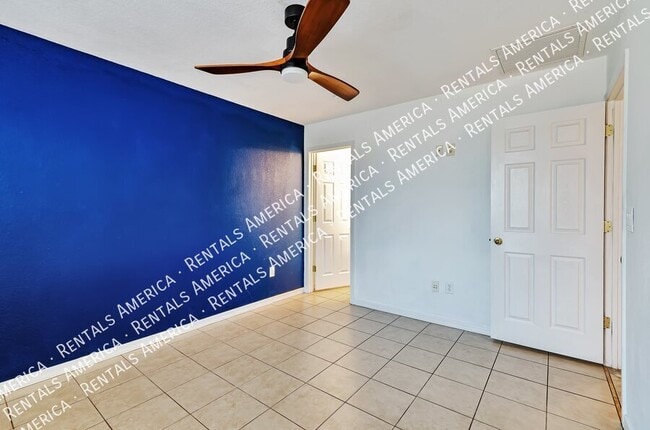 Building Photo - 14536 S Camino Vendaval