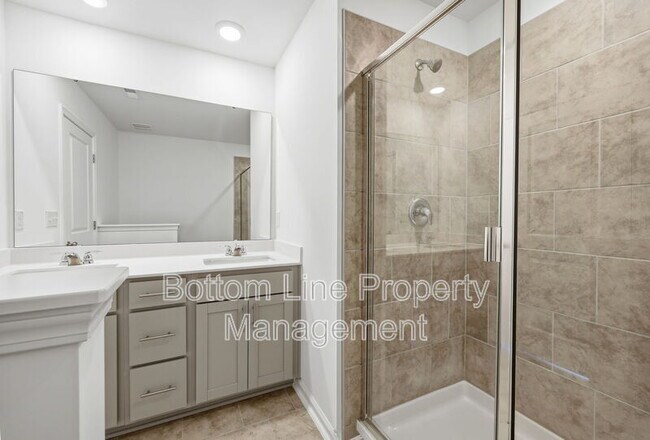 Building Photo - 2308 Oakwood Mdws Ct