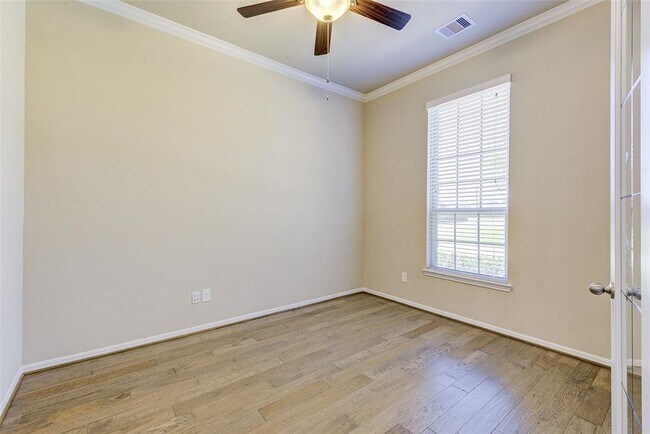 Building Photo - 29302 Wood Lily Dr